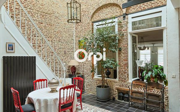 Maison à vendre    7 pièces • 230 m2 Lille