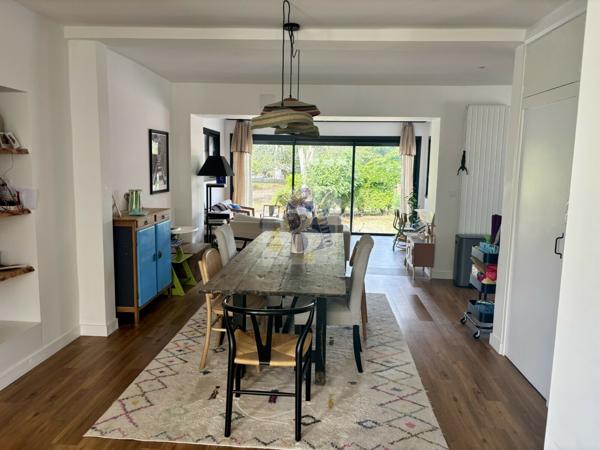 Vente maison L Isle D Espagnac (16340), 120.00m² avec 5 pièce(s) dont 3 chambre(s) sur 2800.00m² de terrain. Agence Allard Brimeaud