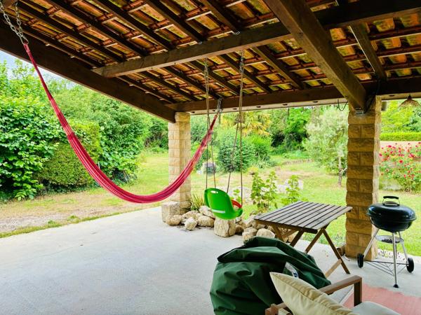 Vente maison L Isle D Espagnac (16340), 120.00m² avec 5 pièce(s) dont 3 chambre(s) sur 2800.00m² de terrain. Agence Allard Brimeaud