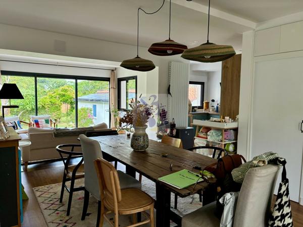 Vente maison L Isle D Espagnac (16340), 120.00m² avec 5 pièce(s) dont 3 chambre(s) sur 2800.00m² de terrain. Agence Allard Brimeaud