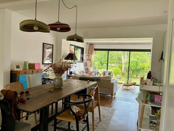 Vente maison L Isle D Espagnac (16340), 120.00m² avec 5 pièce(s) dont 3 chambre(s) sur 2800.00m² de terrain. Agence Allard Brimeaud