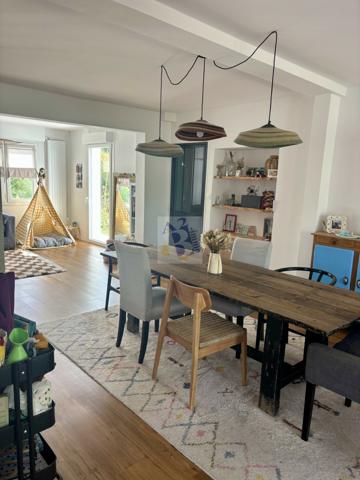 Vente maison L Isle D Espagnac (16340), 120.00m² avec 5 pièce(s) dont 3 chambre(s) sur 2800.00m² de terrain. Agence Allard Brimeaud