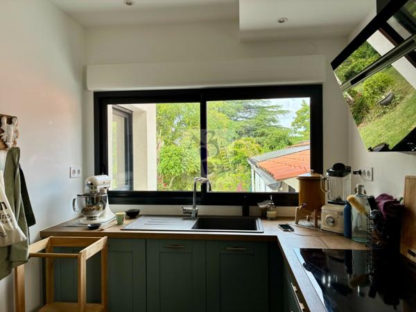 Vente maison L Isle D Espagnac (16340), 120.00m² avec 5 pièce(s) dont 3 chambre(s) sur 2800.00m² de terrain. Agence Allard Brimeaud