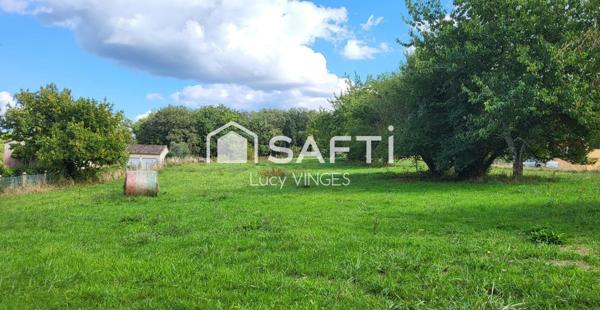 Beau Terrain à bâtir, plat avec vue dégagée