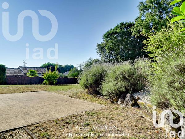 House for sale 5 rooms 110 m² Gond-Pontouvre