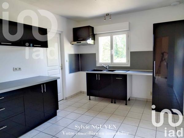 House for sale 5 rooms 110 m² Gond-Pontouvre