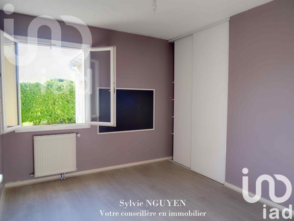 House for sale 5 rooms 110 m² Gond-Pontouvre