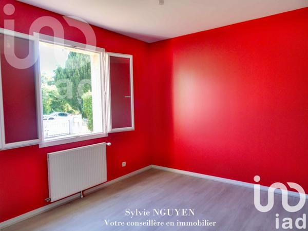 House for sale 5 rooms 110 m² Gond-Pontouvre