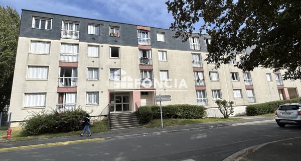 À vendre Studio 45 m² - Le Plessis-trévise 94420