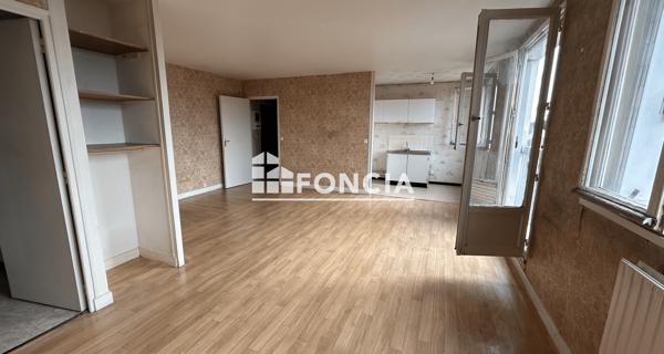 À vendre Studio 45 m² - Le Plessis-trévise 94420