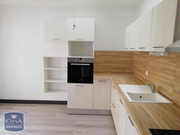 Appartement à louer 3 pièces 86.77m²