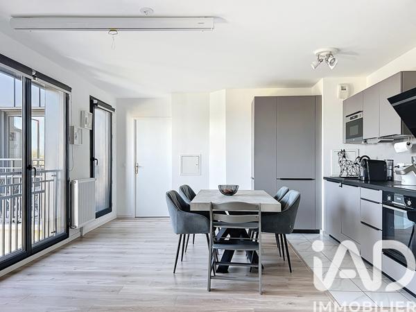 Appartement à vendre 3 pièces 58 m² Saint-Cyr-l'École