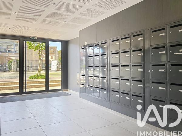 Appartement à vendre 3 pièces 58 m² Saint-Cyr-l'École