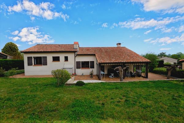 Maison T4 129M2 jardin garage.