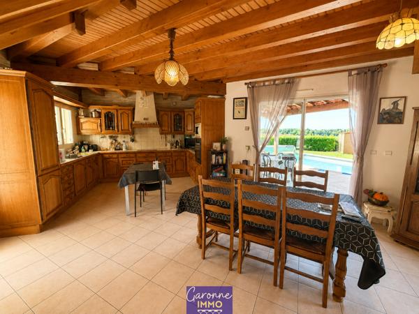 Maison 4 pièce(s) 3 chambre(s) 127 m²