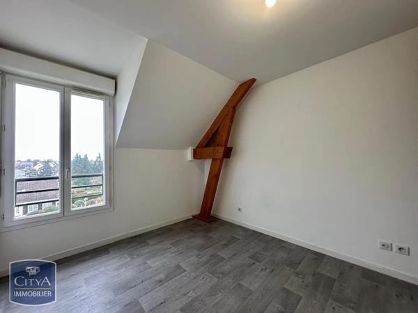 Appartement à louer 3 pièces 63.15m² Lèves (28300)