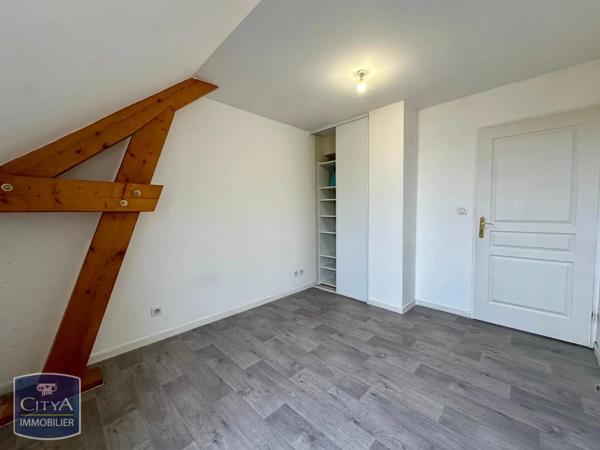 Appartement à louer 3 pièces 63.15m² Lèves (28300)