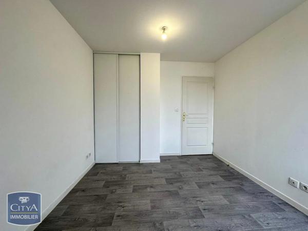Appartement à louer 3 pièces 63.15m² Lèves (28300)