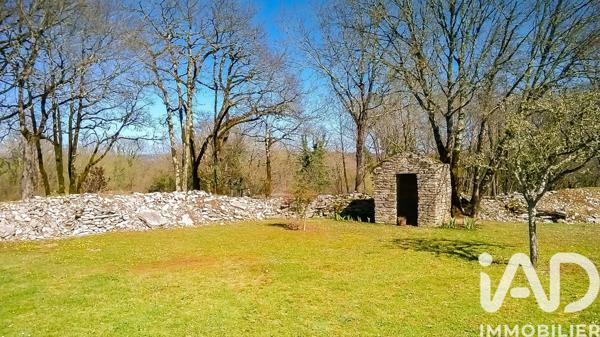 Terrain à vendre 2 211 m² Saint-Pantaléon-de-Larche