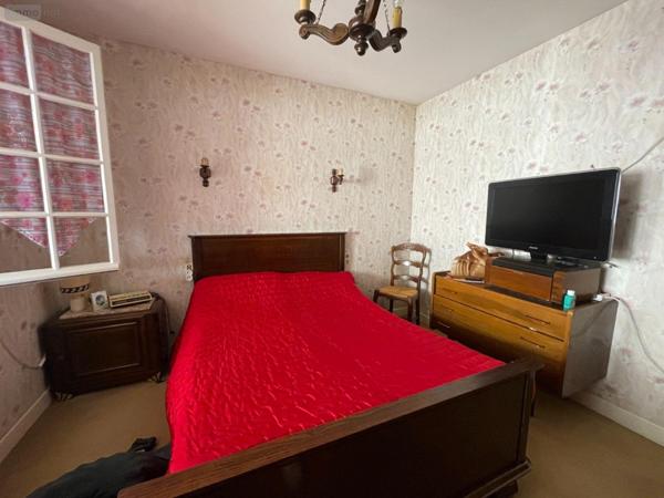 Maison individuelle à vendre à La Vôge les Bains dans les Vosges (88240), ref : 88014/25   
rue des Troènes