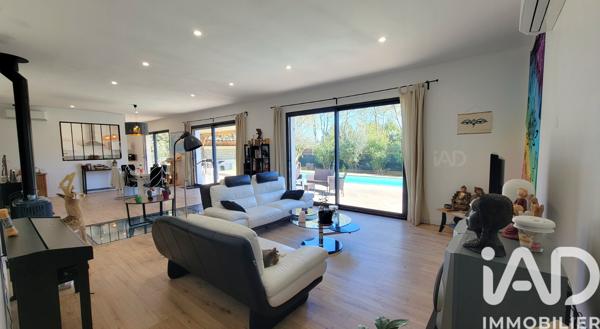 Maison à vendre 5 pièces 166 m² Escales