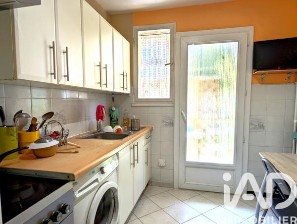 Appartement à vendre 4 pièces 79 m² Aubagne