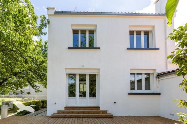 Maison à vendre 450 000 € Saint-Jean 5 p 103 m² DPE B