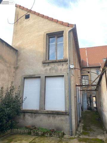 Maison de ville à vendre à Digoin en Saône-et-Loire (71160), ref : M-E-PE   
CENTRE VILLE