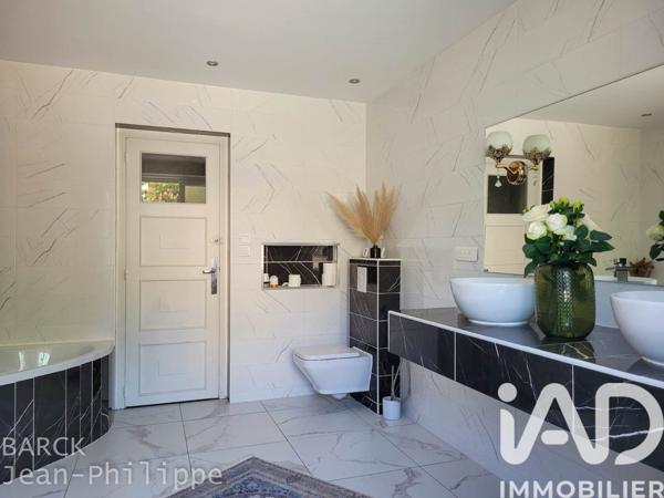 Maison à vendre 5 pièces 130,5 m² Montluçon