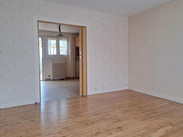 Maison 6 pièces à vendre Châtellerault - 86100 / Réf: 11847