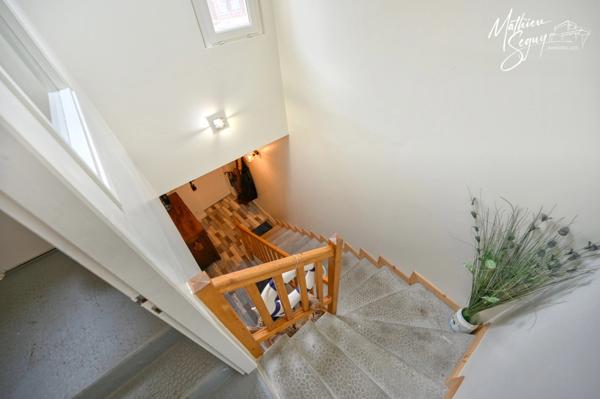 Appartement en triplex avec jardinet pour profiter pleinement des beaux jours *** Disponible en décembre 2026 ***