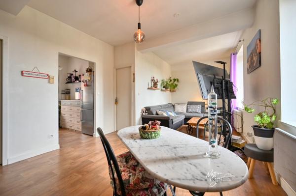 Appartement en triplex avec jardinet pour profiter pleinement des beaux jours *** Disponible en décembre 2026 ***