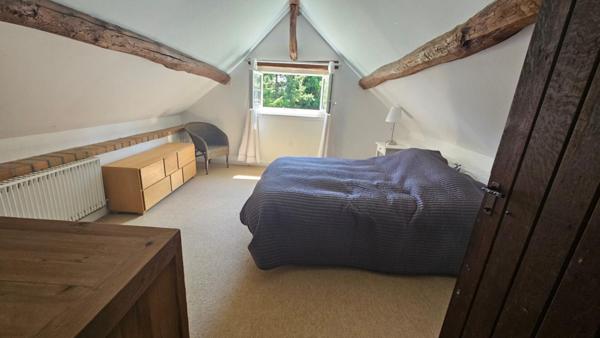 Houdan 12 mn / Magnifique longère 5 chambres / 2726 m2 de jardin