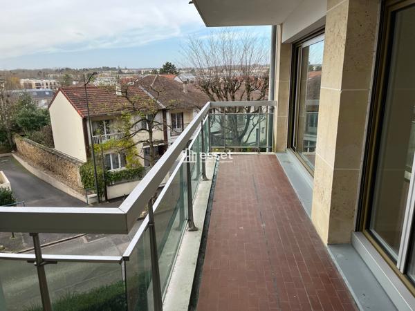 Location Appartement 3 pièces 70 m² - Le Chesnay 78150
