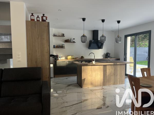 Maison à vendre 6 pièces 183 m² Montlouis-sur-Loire