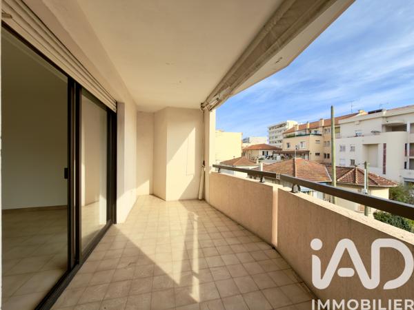 Location appartement 2 pièces 39 m² Le Cannet