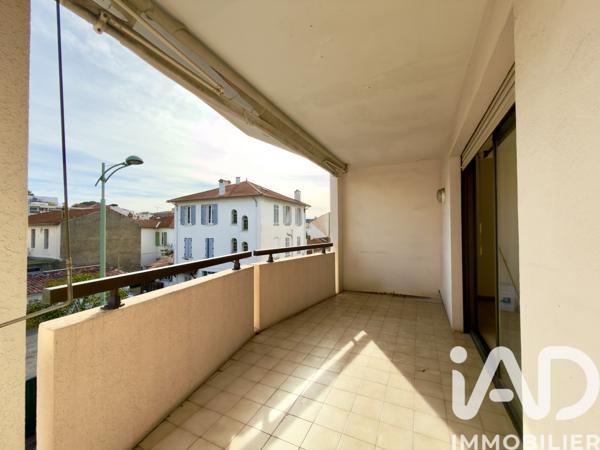 Location appartement 2 pièces 39 m² Le Cannet