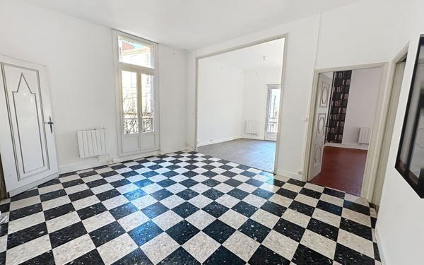 Appartement à vendre    3 pièces • 77 m2 Avignon