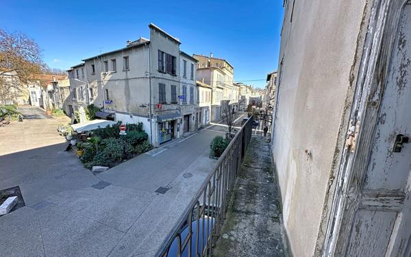 Appartement à vendre    3 pièces • 77 m2 Avignon