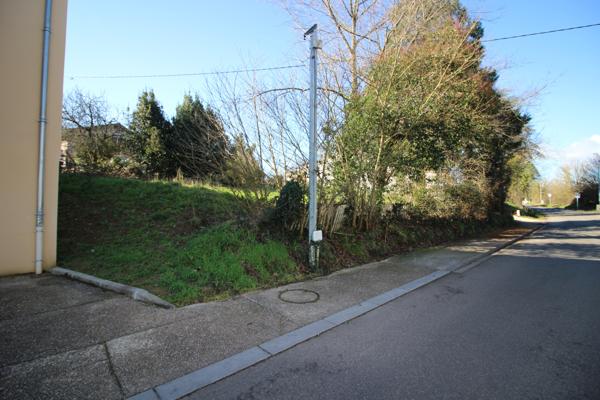 Montbartier (82700) EXCLUSIVITÉ. IDEAL INVESTISSEUR. TERRAIN CONSTRUCTIBLE AU COEUR DE MONTBARTIER (82700).