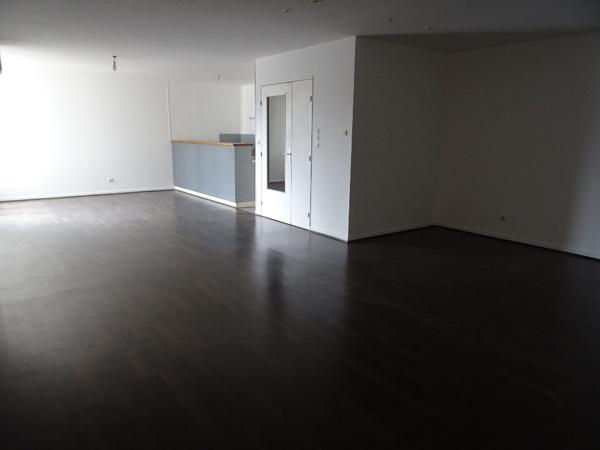 Grand T3 DE 80m² A ELBEUF (76500)