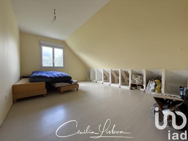 Pavillon 6 pièces de 140 m² à Chantecoq (45320)