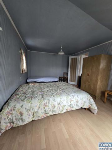 Maison
                                                                                                                                                                                                                                                                                                                        7 pièce(s)                                                                                                                                                                                                          3 chambre(s)                                                                                                                                                                                                          145  m²