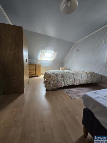 Maison
                                                                                                                                                                                                                                                                                                                        7 pièce(s)                                                                                                                                                                                                          3 chambre(s)                                                                                                                                                                                                          145  m²