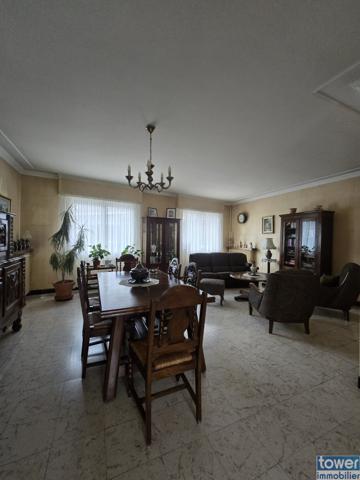 Maison
                                                                                                                                                                                                                                                                                                                        7 pièce(s)                                                                                                                                                                                                          3 chambre(s)                                                                                                                                                                                                          145  m²