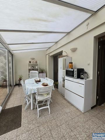 Maison
                                                                                                                                                                                                                                                                                                                        7 pièce(s)                                                                                                                                                                                                          3 chambre(s)                                                                                                                                                                                                          145  m²