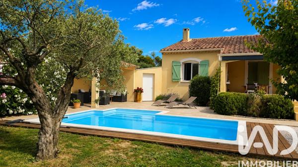 Maison à vendre 5 pièces 145 m² Saint-Saturnin-lès-Avignon