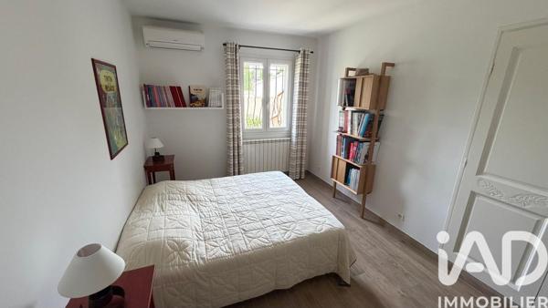 Maison à vendre 5 pièces 145 m² Saint-Saturnin-lès-Avignon