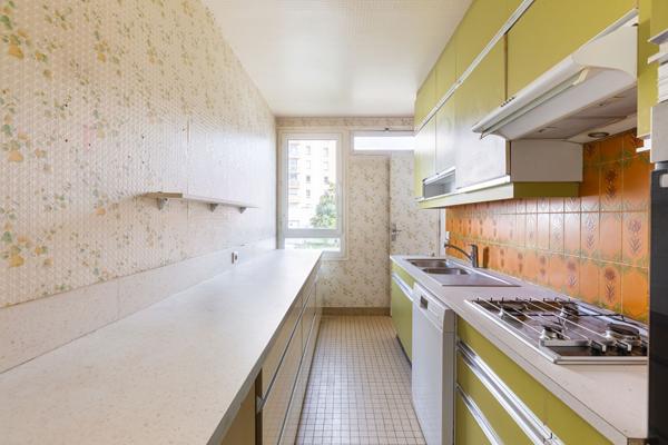 Appartement Courbevoie 4 pièce(s) 90.68 m2