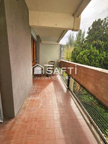 grand appartement - balcon - place privative